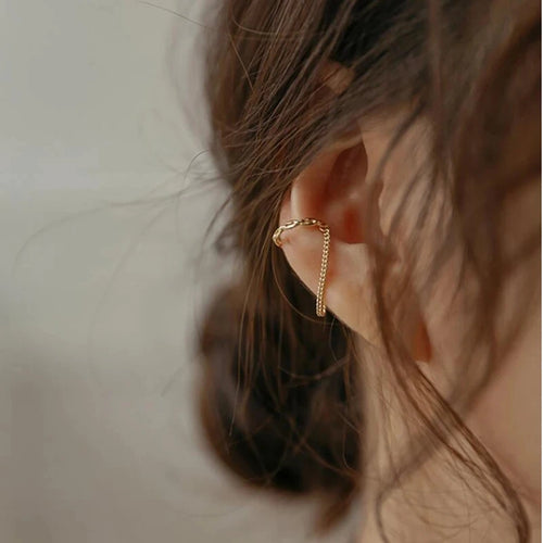 Elegant Touch Ear Cuf